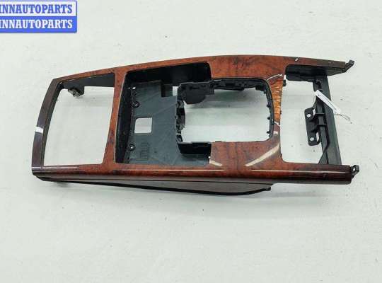 Консоль салона (центральная часть) AU1723372 на Audi A6 C6 (2004-2011)