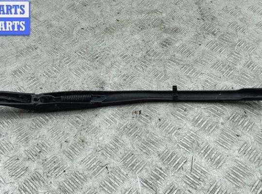 купить Щеткодержатель (поводок стеклоочистителя) передний на Peugeot 607