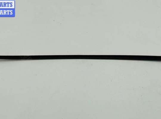 купить Молдинг лобового стекла на Volkswagen Passat B5