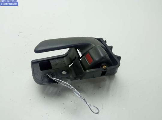 купить Ручка двери внутренняя задняя левая на Toyota Carina E (1992-1997)