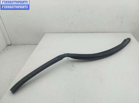 купить Уплотнитель двери задней левой на Opel Omega B (1994-2003)