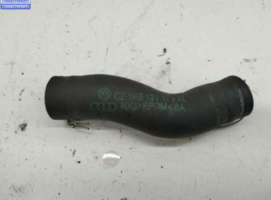Патрубок VG2489643 на Volkswagen Passat B6