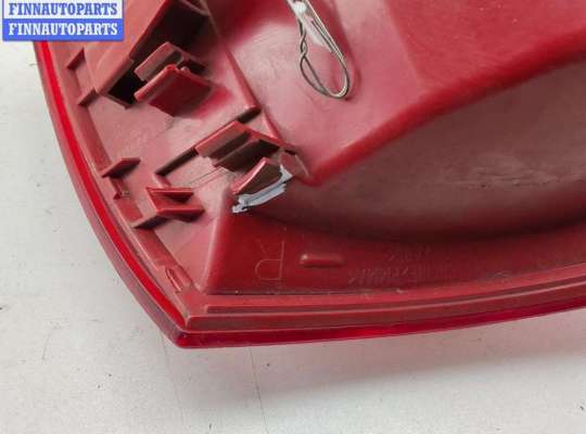 купить Фонарь задний правый на Volkswagen Passat B6