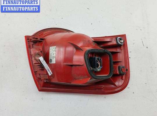 купить Фонарь задний правый на Volkswagen Passat B6