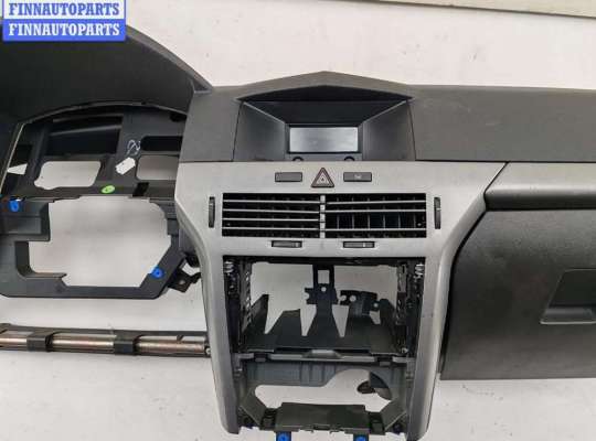 купить Панель приборная (торпедо) на Opel Astra H (2004-2009)