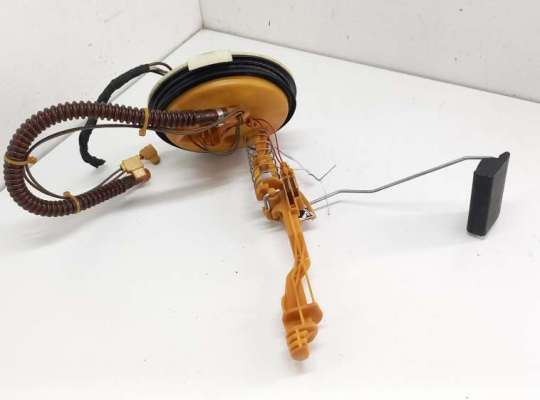 купить Датчик уровня топлива на BMW 5 E39 (1995-2003)