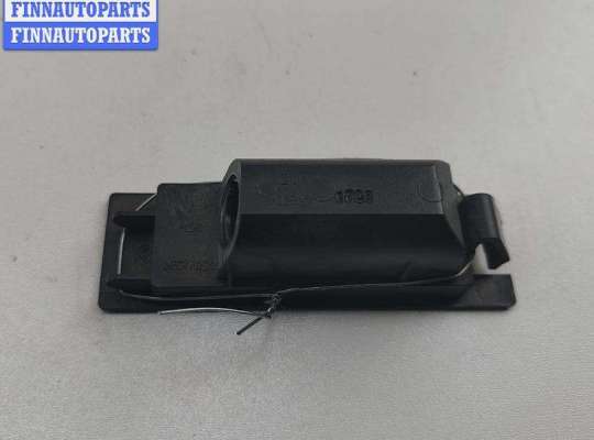 Планка подсветки номера на Opel Astra H / Classic