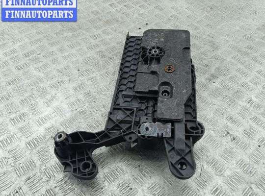 купить Кожух аккумулятора (короб АКБ) на Skoda Octavia mk3 (A7 5E) 2013-2020