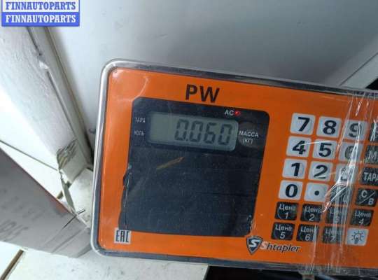 купить Молдинг двери задней левой на Volkswagen Passat B6