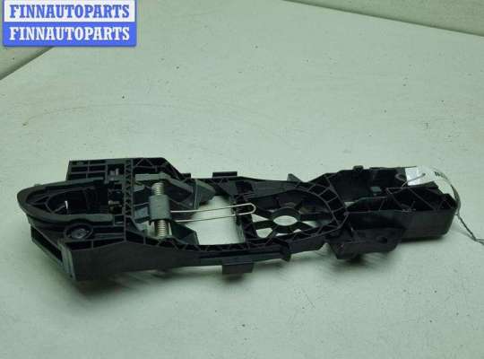 купить Корпус (держатель) ручки двери задней правой на Volkswagen Passat B6