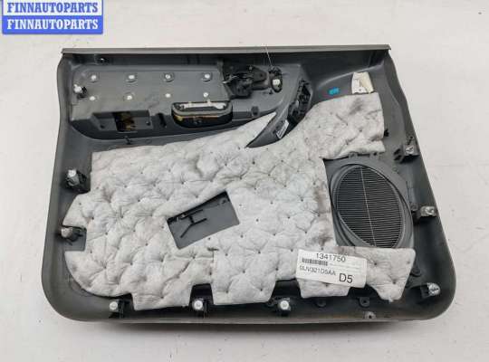 купить Обшивка двери передней правой (дверная карта) на Chrysler Voyager (2001-2007)