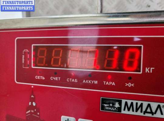 купить Петля двери передней правой на Volkswagen Passat B5