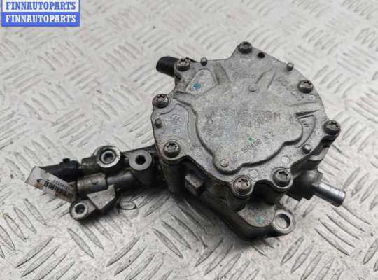 купить Насос вакуумный на Volkswagen Passat B6