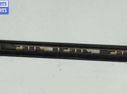 купить Молдинг двери задней правой на Audi A4 B7 (2004-2008)