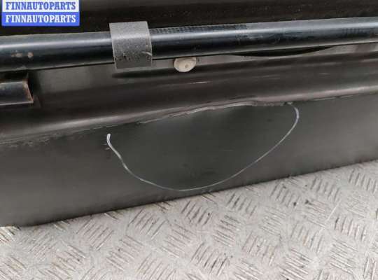 купить Дверь боковая задняя правая на Volkswagen Passat B3