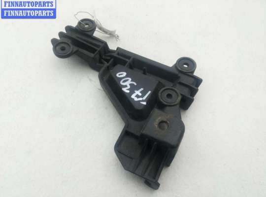 купить Кронштейн бампера заднего на Audi 100 C4 (1991-1994)