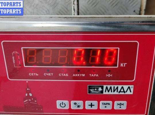 купить Молдинг двери передней левой на Volkswagen Passat B5