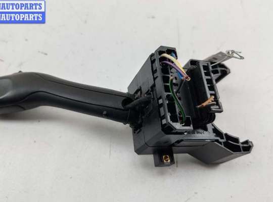 купить Переключатель дворников на Volkswagen Passat B5