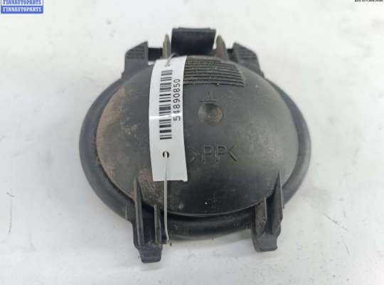 Крышка (заглушка) задняя фары правой MB1489107 на Mercedes C-Class W203 (2000-2006)