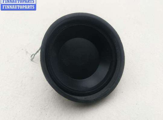 купить Крышка (заглушка) задняя фары правой на Volkswagen Passat B5