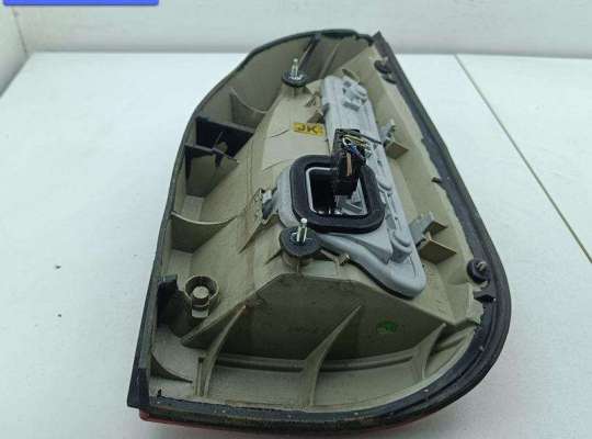 купить Фонарь задний левый на Opel Zafira A (1999-2005)