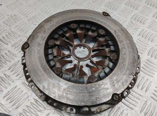 купить Маховик на Volkswagen Passat B6