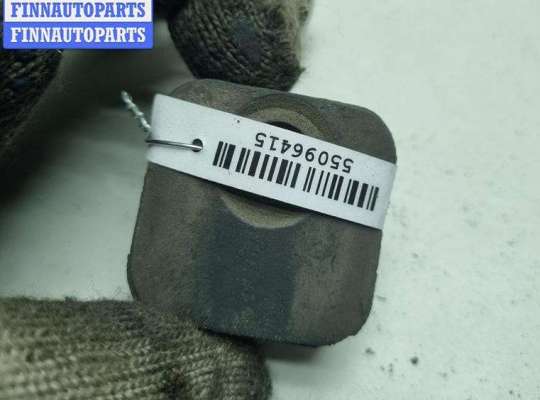 купить Кронштейн крепления на Volkswagen Passat B5+ (GP)