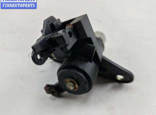 купить Кнопка открывания багажника на Opel Astra G (1998-2004)