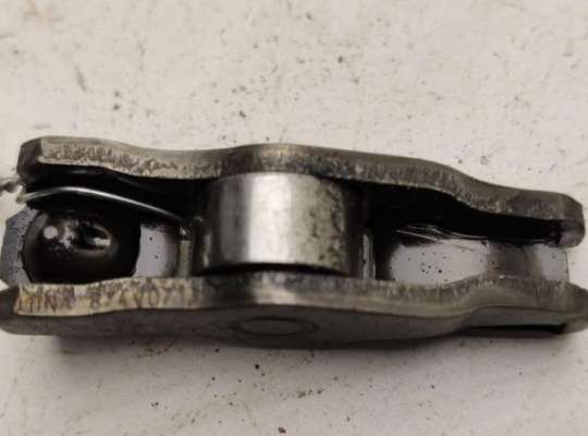 Коромысло клапана (рокер) PG1029866 на Peugeot 307