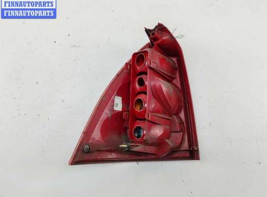 купить Фонарь задний правый на Peugeot 307