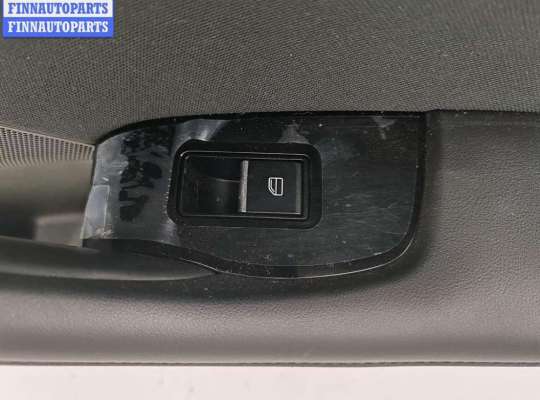 купить Обшивка двери задней правой (дверная карта) на Mazda 3 (2018- ) BP