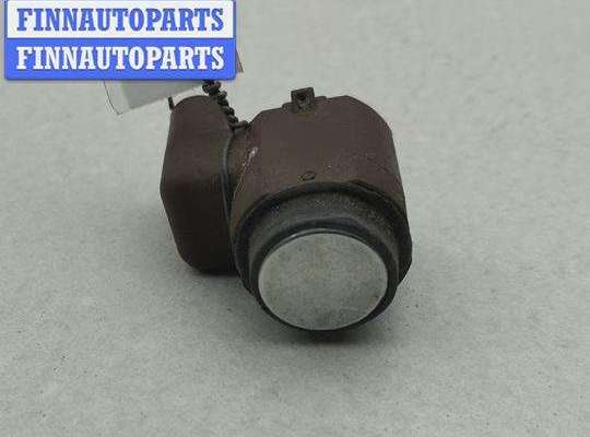 Датчик парковки (парктроник) передний VG2667155 на Volkswagen Passat B6