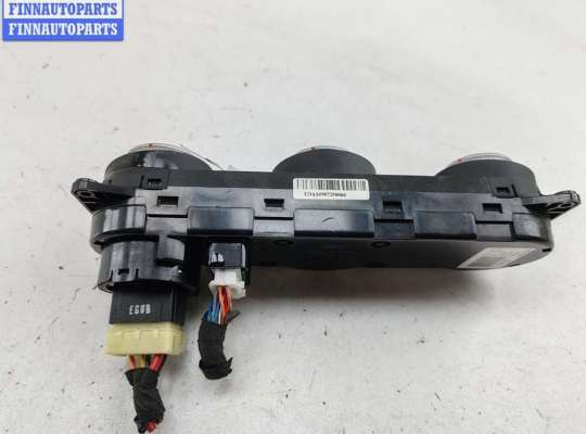 купить Переключатель отопителя на Kia Ceed