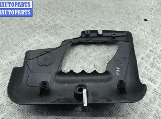 купить Накладка декоративная на двигатель на Volkswagen Golf-4