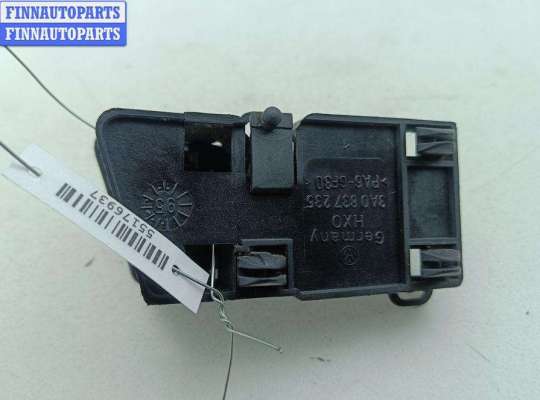 купить Ручка двери внутренняя задняя левая на Volkswagen Passat B4