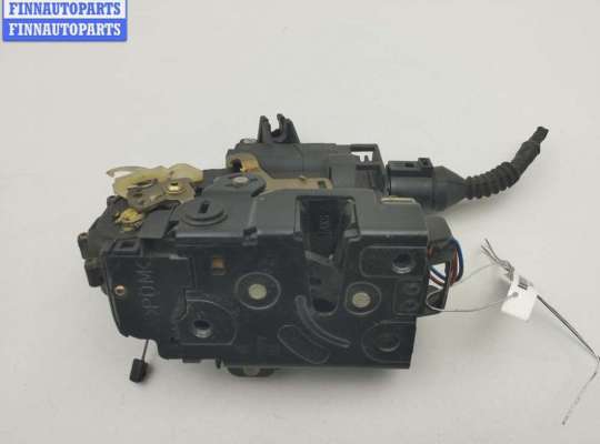 купить Замок двери задней левой на Volkswagen Passat B5+ (GP)