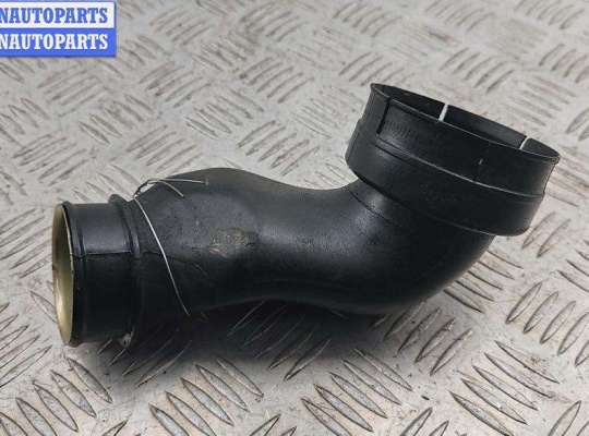 купить Патрубок интеркулера на Mercedes C-Class W203 (2000-2006)