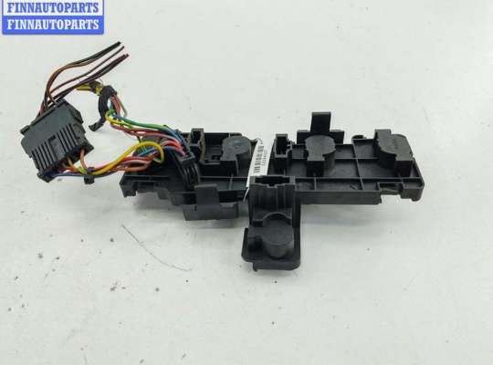 купить Плата фонаря заднего правого на Volkswagen Passat B5+ (GP)