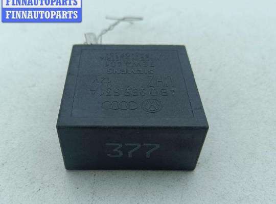 купить Реле стеклоочистителя (дворников) на Volkswagen Golf-4