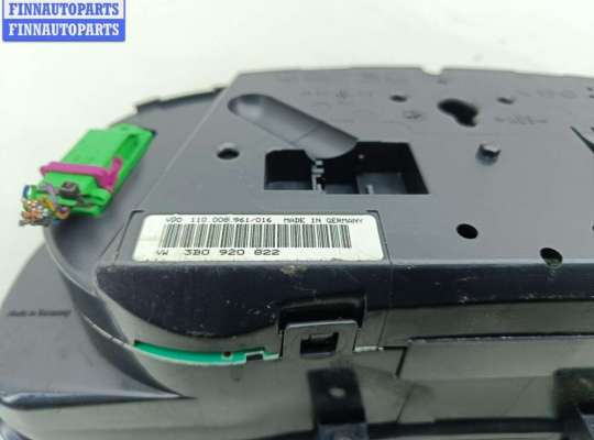 купить Щиток приборный (панель приборов) на Volkswagen Passat B5