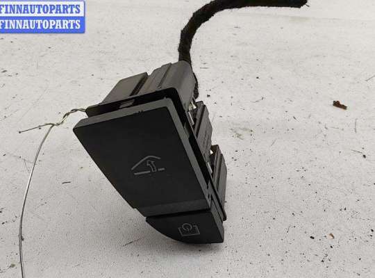 Купить Кнопки управления прочие (включатель) на Audi A6 C6 (2004-2011) Кнопки управления прочие (включатель) AU1667829 на Audi A6 C6 (2004-2011)