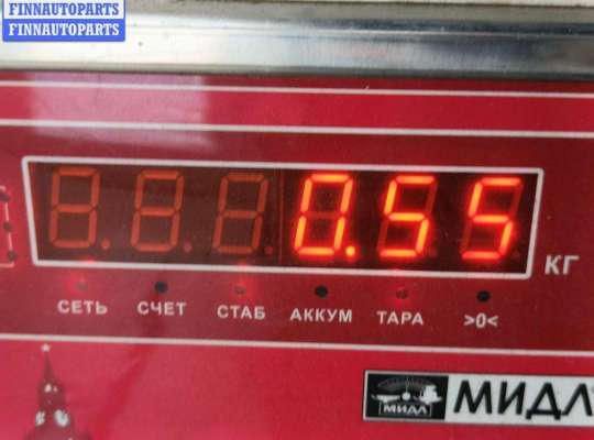 купить Молдинг двери передней левой на Audi A6 C4 (1994-1997)