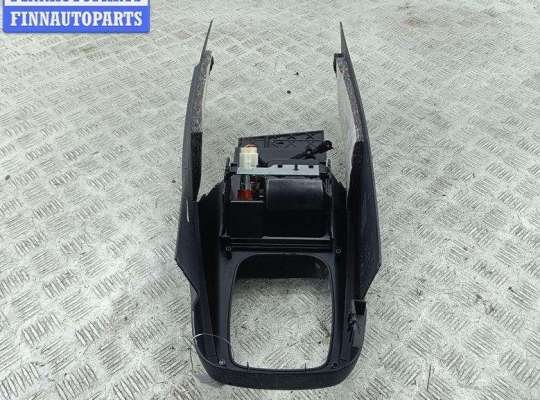 купить Консоль салона (кулисная часть) на Volkswagen Golf-4