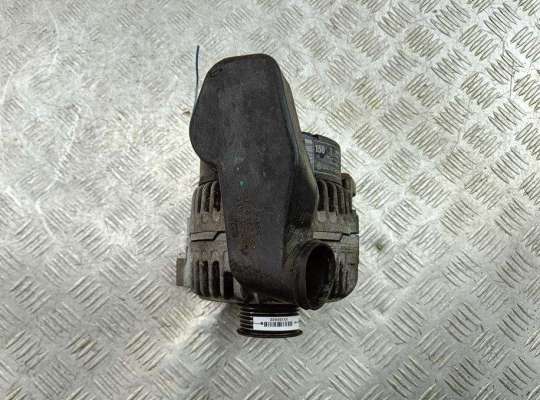Купить Генератор на Audi A6 C5 (1997-2005) Генератор AU1772189 на Audi A6 C5 (1997-2005)