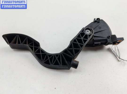 купить Педаль газа на Volkswagen Passat B5