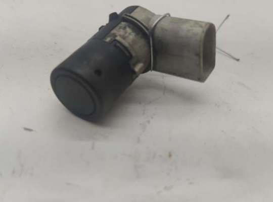 купить Датчик парковки (парктроник) задний на Audi A6 C5 (1997-2005)