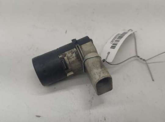 купить Датчик парковки (парктроник) задний на Audi A6 C5 (1997-2005)