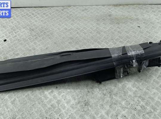 купить Шторка багажника на BMW X5 E53 (1999-2006)