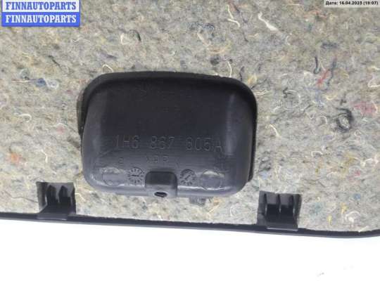 купить Обшивка крышки багажника на Volkswagen Golf-3