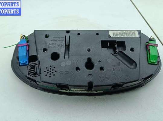 купить Щиток приборный (панель приборов) на Volkswagen Passat B5